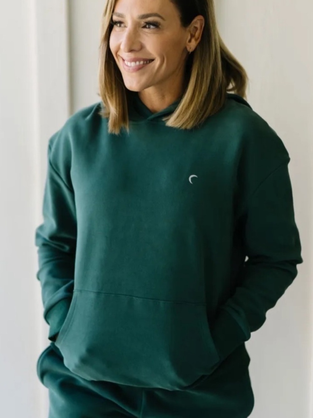 ZYIA Pine Relaxation Hoodie in Size Large